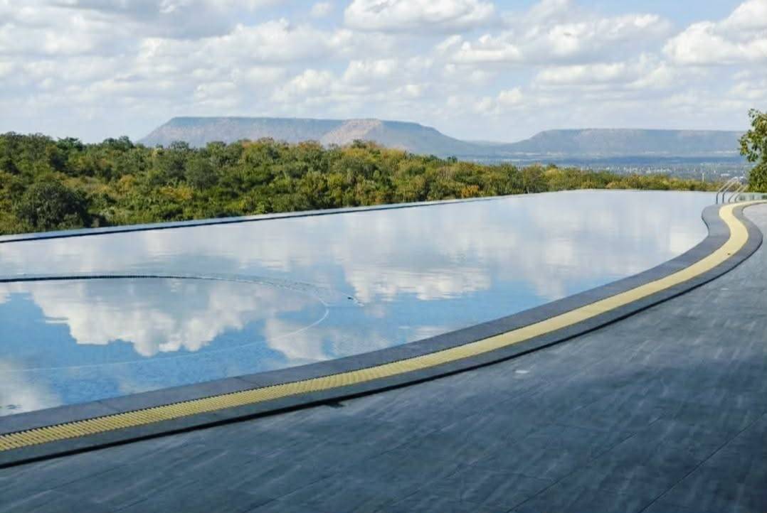 Infinity pool overlooking Khao Yai mountains